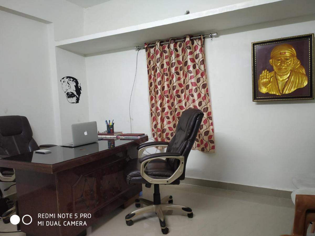 Easvari Grand Pg For Women - Female Only Hostel Ченай Екстериор снимка